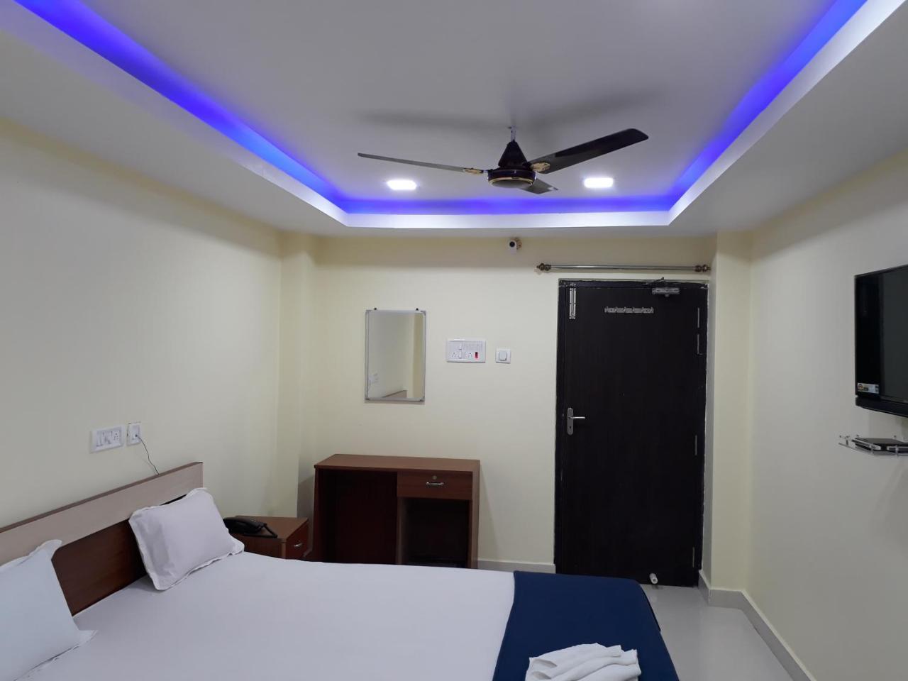 Hotel Coral Inn Port Blair Bagian luar foto